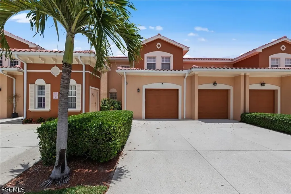 10013 Via Colomba Circle Fort Myers FL 33966