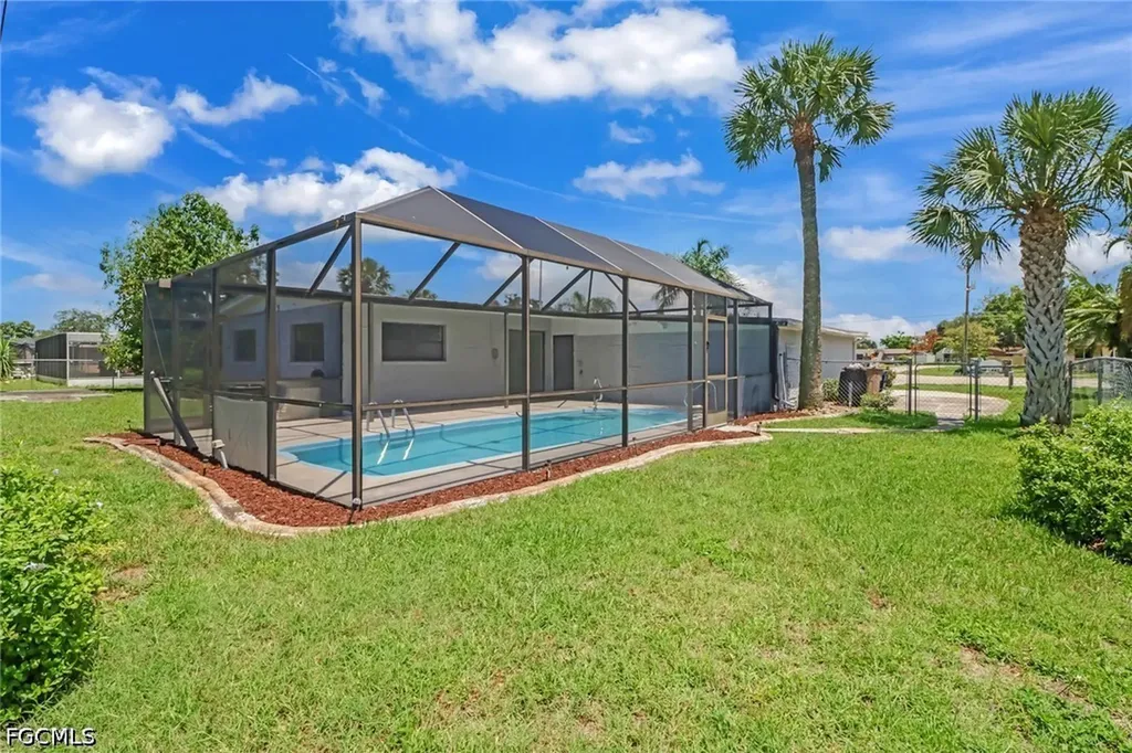 805 Leeland Heights Boulevard E Lehigh Acres FL 33936