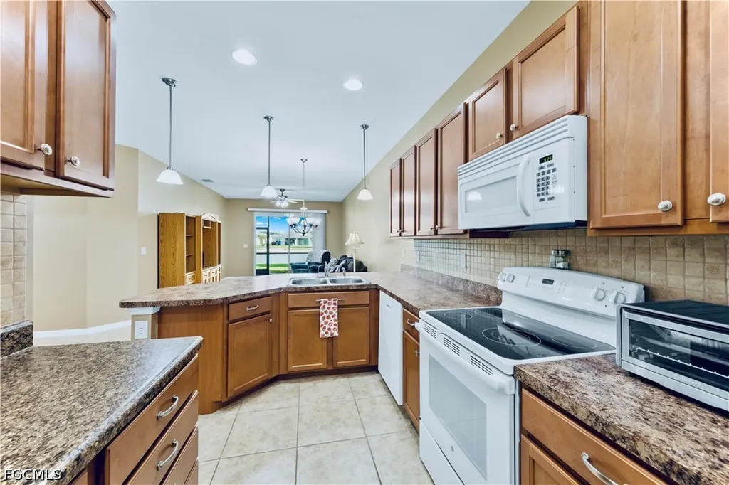 10781 Crossback Lane Lehigh Acres FL 33936