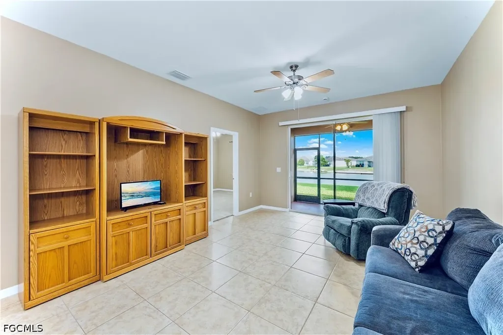 10781 Crossback Lane Lehigh Acres FL 33936