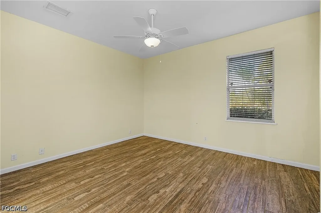 325 SE 21st Street Cape Coral FL 33990