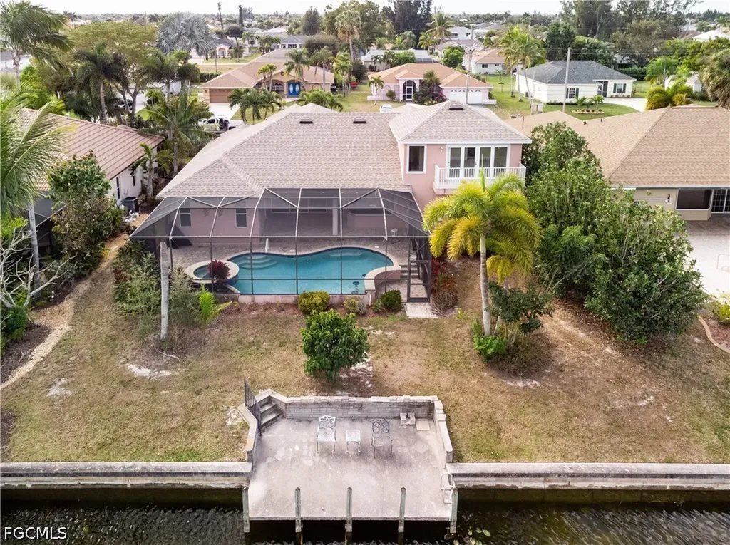 325 SE 21st Street Cape Coral FL 33990