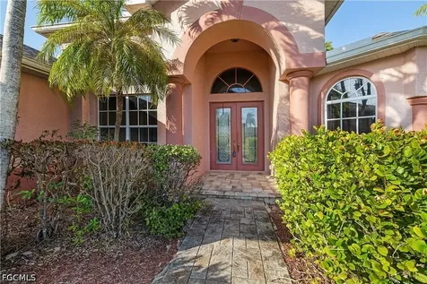 325 SE 21st Street Cape Coral FL 33990