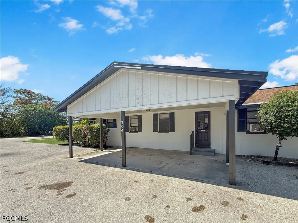 204 2nd Street Fort Myers FL 33907