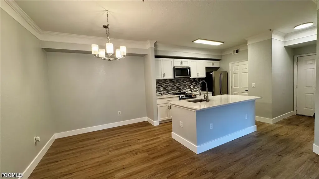11530 Villa Grand Fort Myers FL 33913