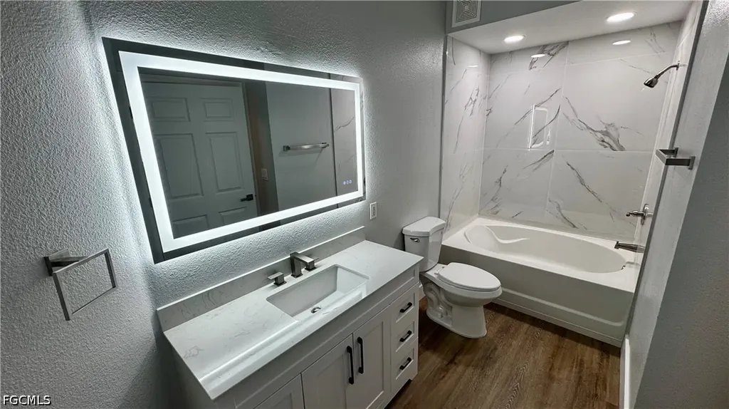 11530 Villa Grand Fort Myers FL 33913