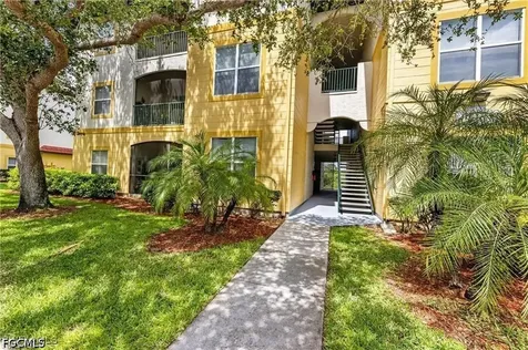 11530 Villa Grand Fort Myers FL 33913
