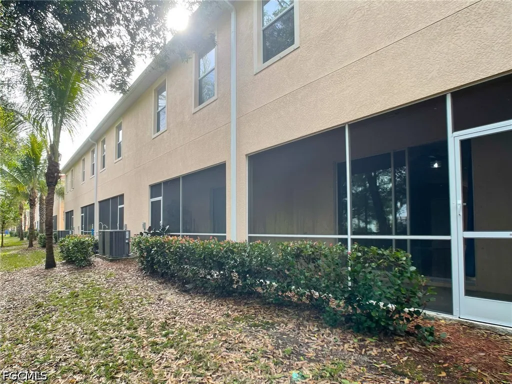 10302 Via Colomba Circle Fort Myers FL 33966