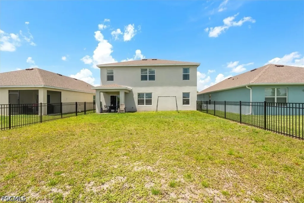 2849 Pillar Coral Lane North Fort Myers FL 33903