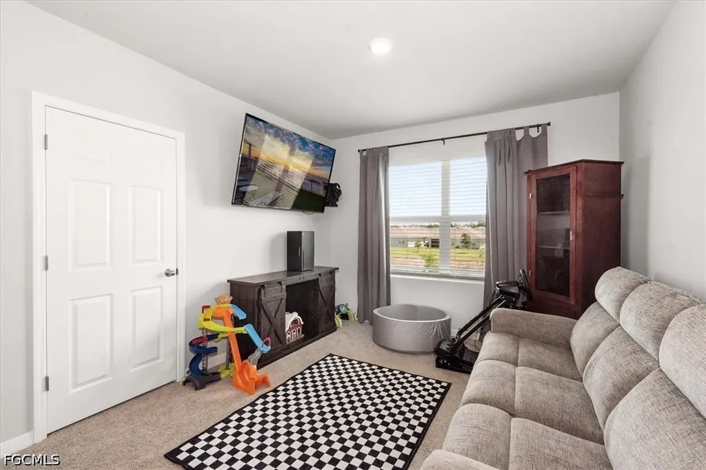 2849 Pillar Coral Lane North Fort Myers FL 33903