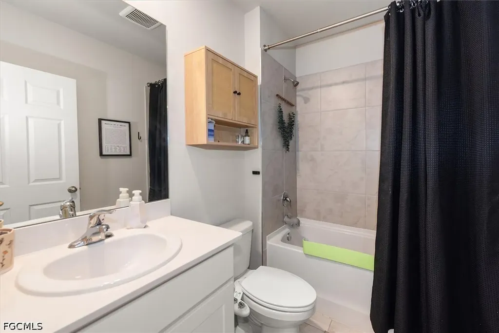 2849 Pillar Coral Lane North Fort Myers FL 33903
