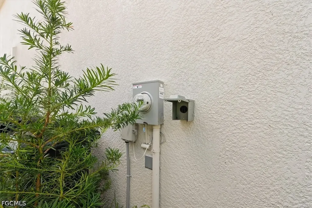 2849 Pillar Coral Lane North Fort Myers FL 33903