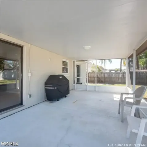6818 Robinswood Lane Tampa FL 33634