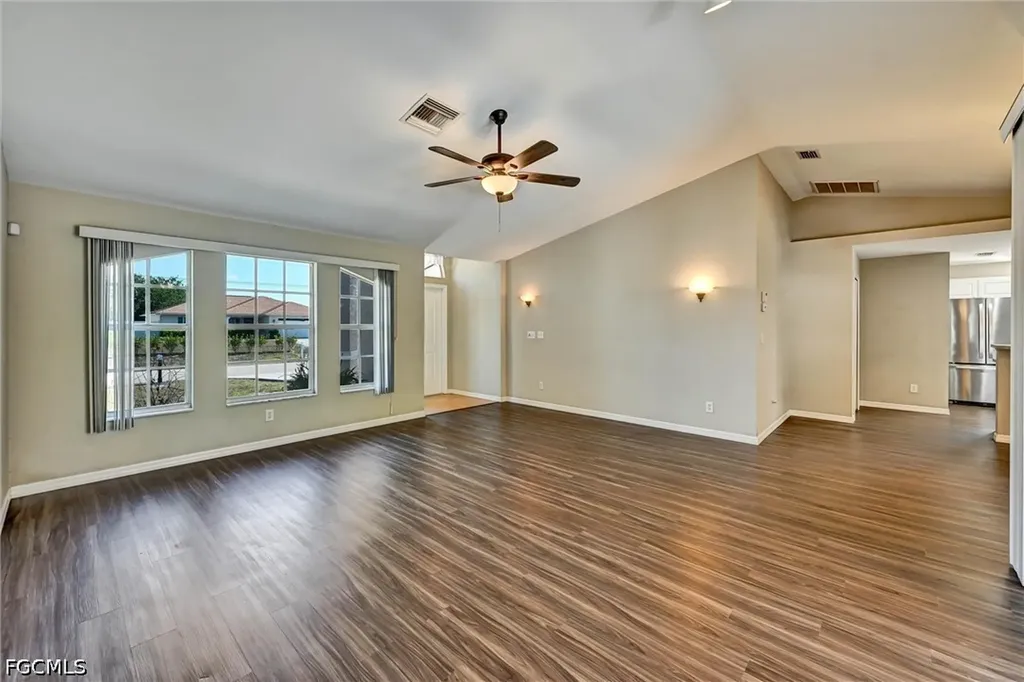 1338 NE 33rd Lane Cape Coral FL 33909