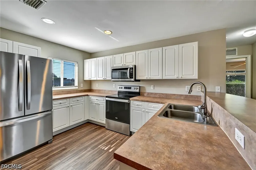 1338 NE 33rd Lane Cape Coral FL 33909