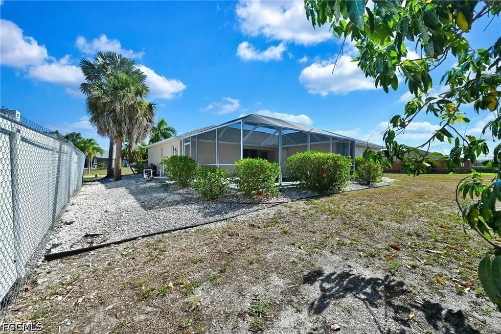 1338 NE 33rd Lane Cape Coral FL 33909