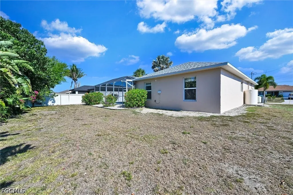 1338 NE 33rd Lane Cape Coral FL 33909