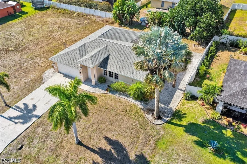 1338 NE 33rd Lane Cape Coral FL 33909