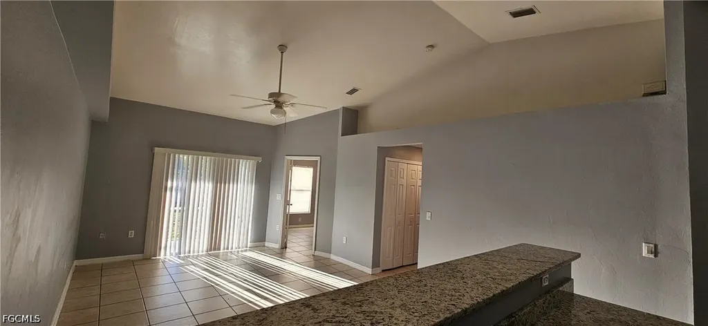 401 SE 24th Avenue Cape Coral FL 33990