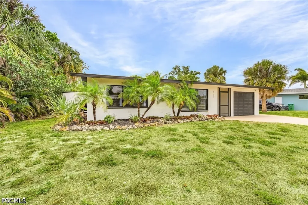 5251 Tower Drive Cape Coral FL 33904