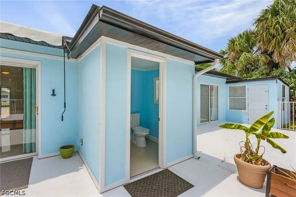 5251 Tower Drive Cape Coral FL 33904