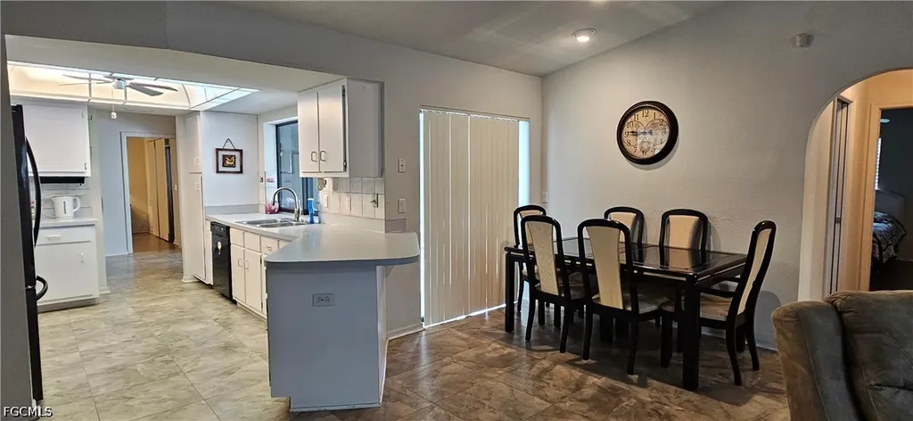 1203 SE 23rd Terrace Cape Coral FL 33990