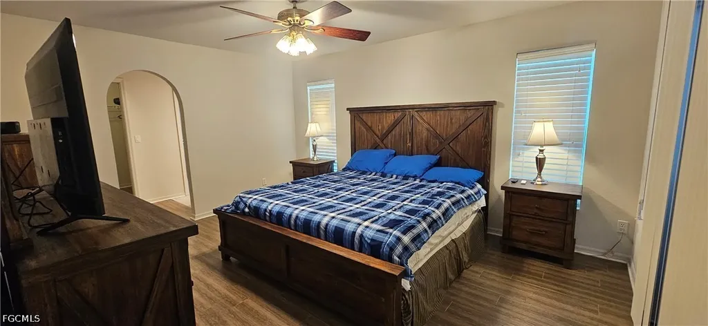 1203 SE 23rd Terrace Cape Coral FL 33990
