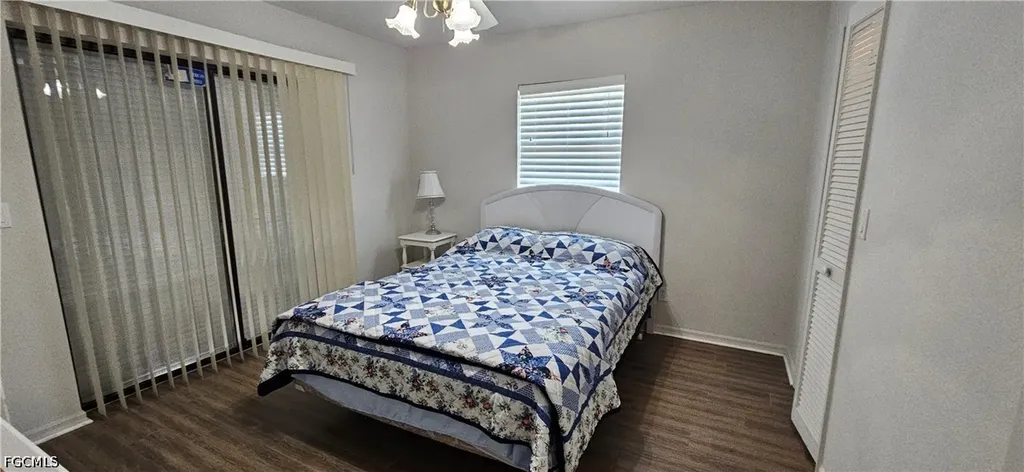 1203 SE 23rd Terrace Cape Coral FL 33990