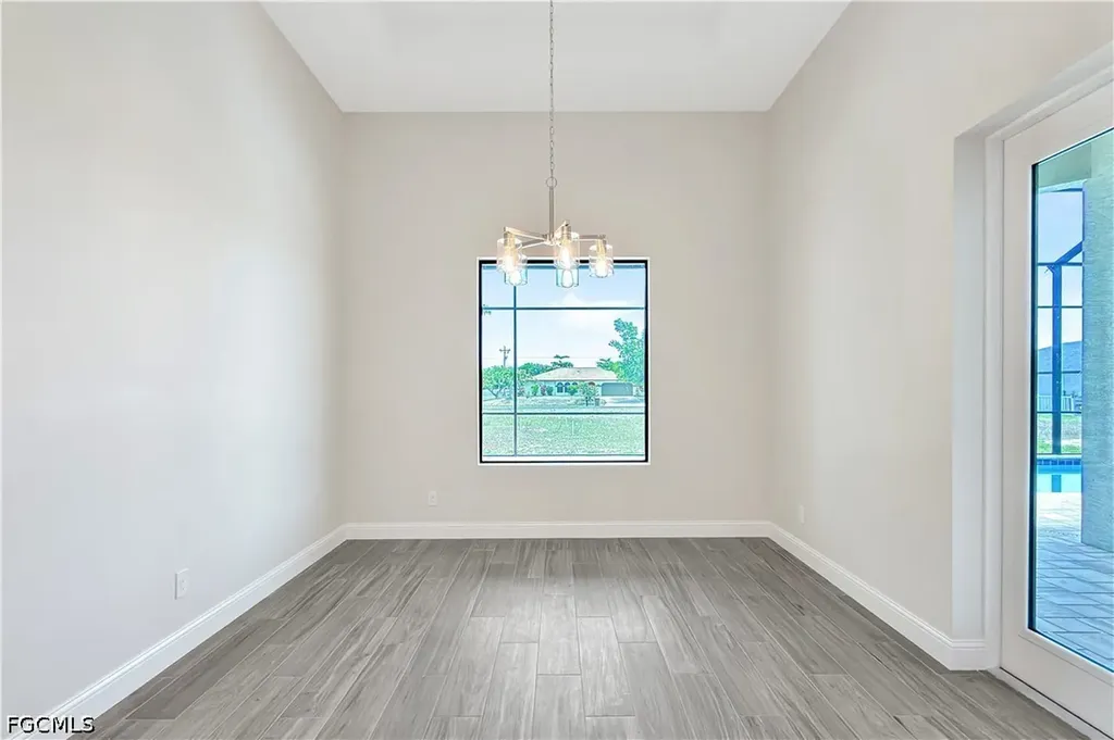 4403 SW 10th Avenue Cape Coral FL 33914