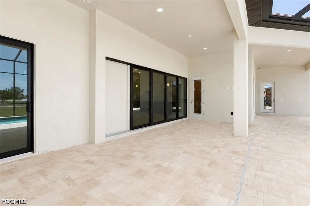 4403 SW 10th Avenue Cape Coral FL 33914