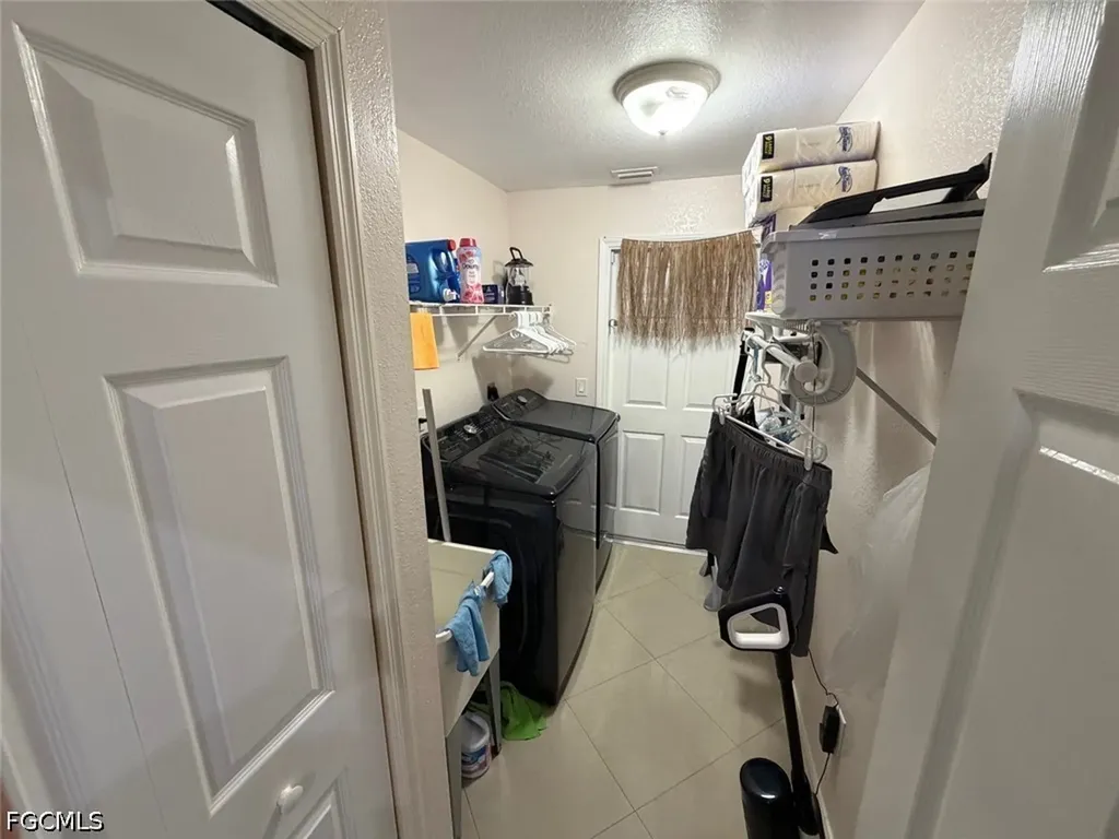 3502 20th Street SW Lehigh Acres FL 33976