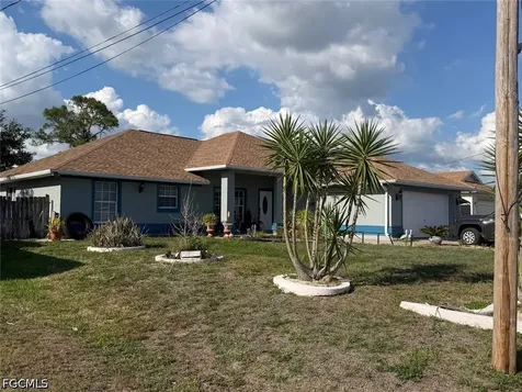 3502 20TH Street SW Lehigh Acres FL 33976