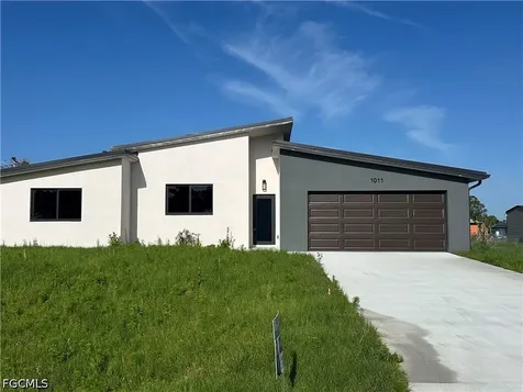 1011 State Avenue Lehigh Acres FL 33972