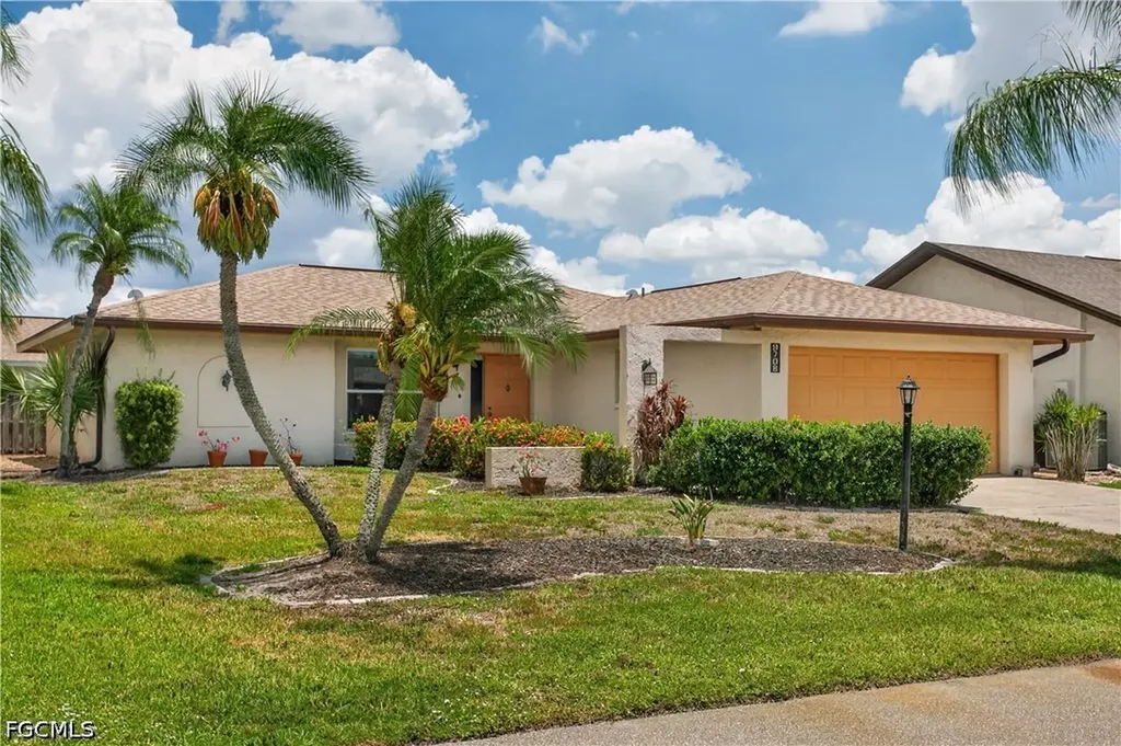 9708 Foxglove Circle Fort Myers FL 33919