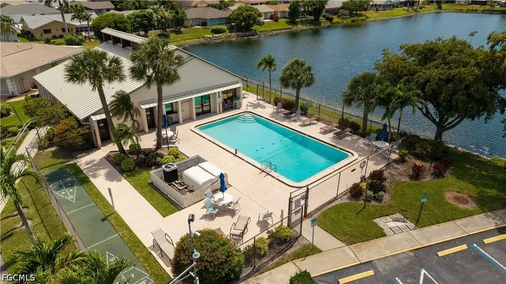 9708 Foxglove Circle Fort Myers FL 33919
