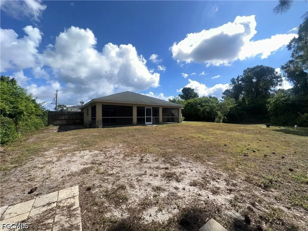 2905 20th Street W Lehigh Acres FL 33971