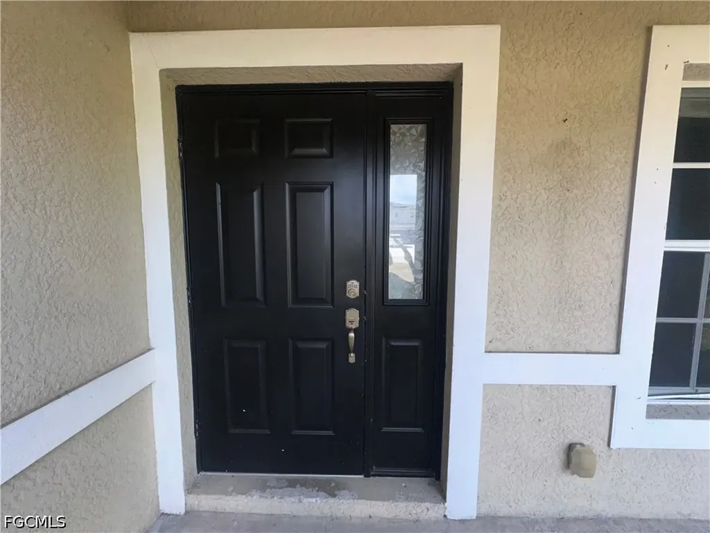 2905 20th Street W Lehigh Acres FL 33971