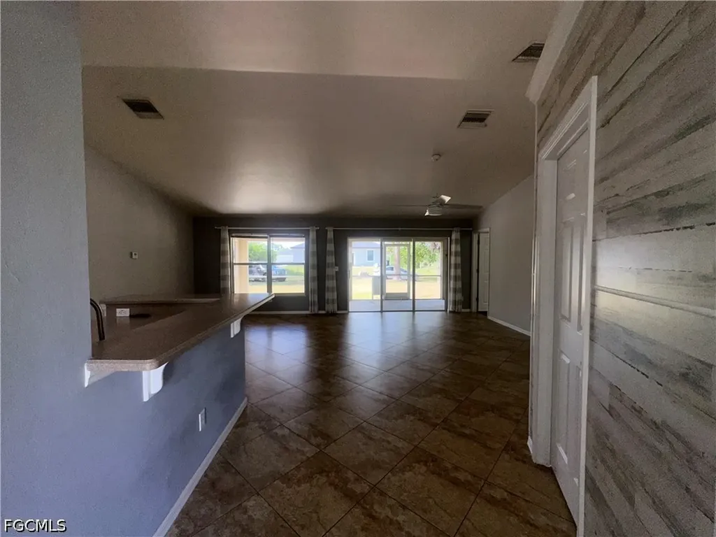 2905 20th Street W Lehigh Acres FL 33971