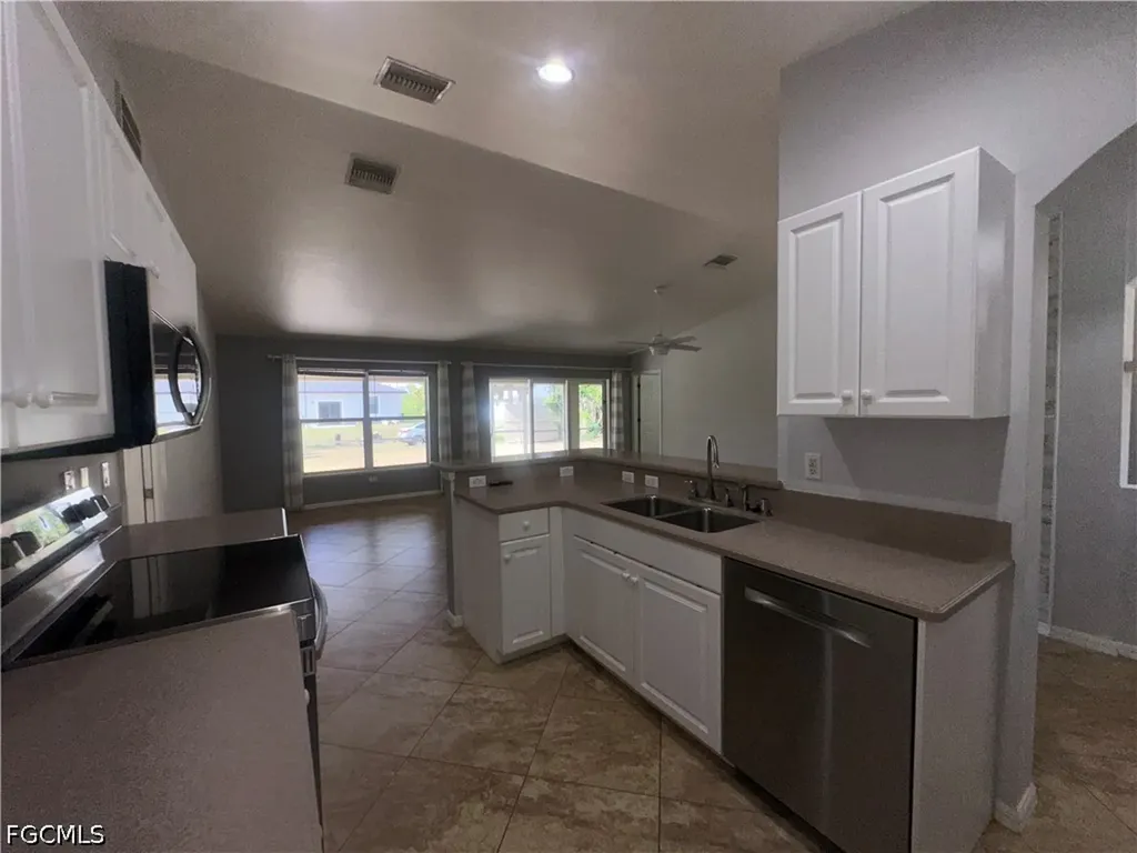 2905 20th Street W Lehigh Acres FL 33971