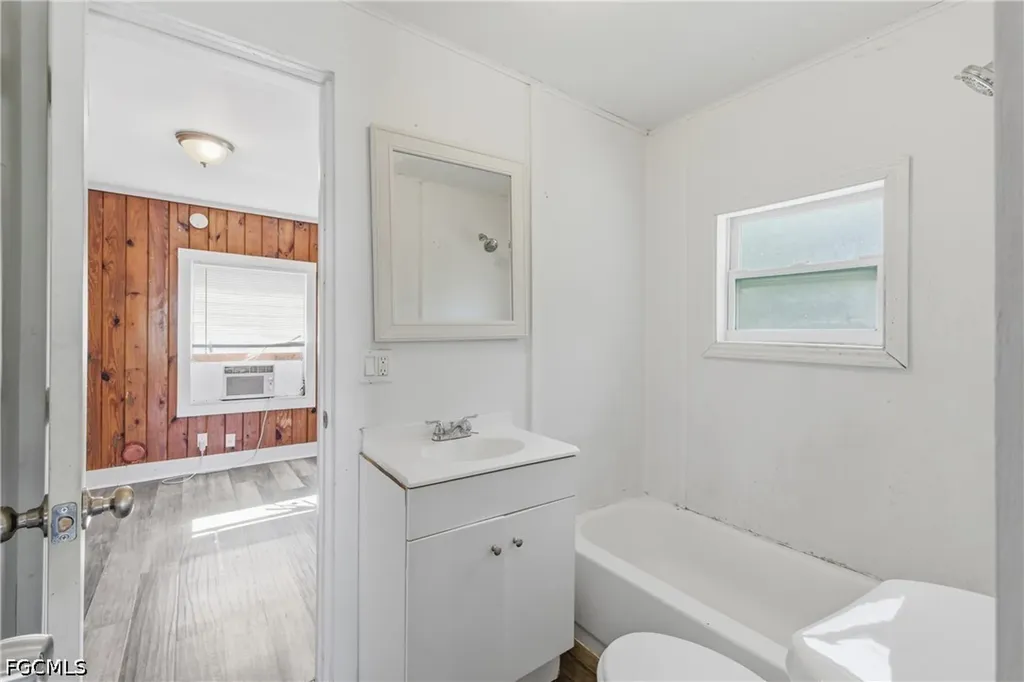 3318 Thomas Street Fort Myers FL 33916