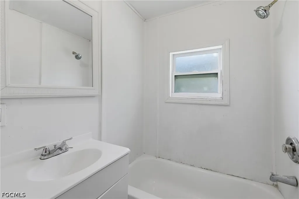3318 Thomas Street Fort Myers FL 33916
