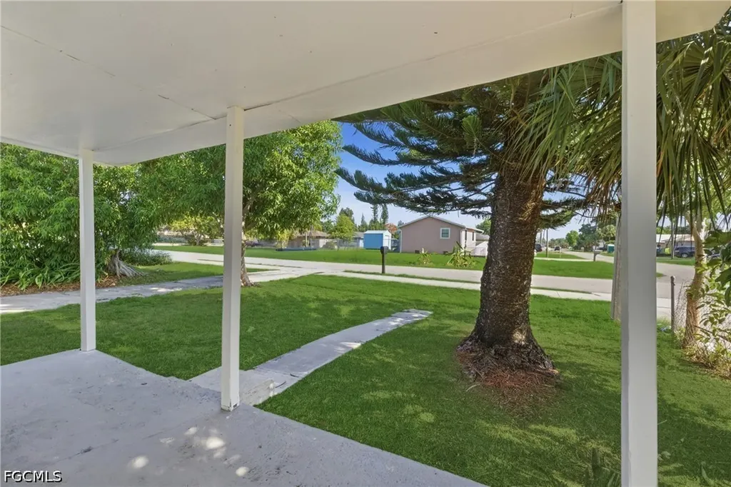 3318 Thomas Street Fort Myers FL 33916