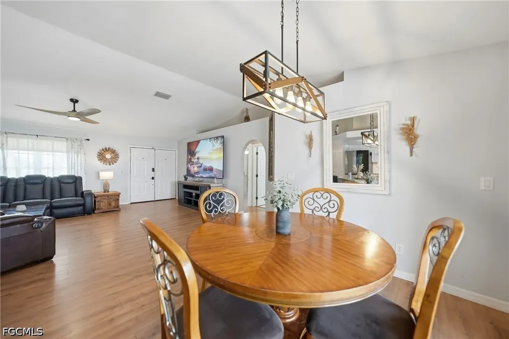 515 Gleason Parkway Cape Coral FL 33914