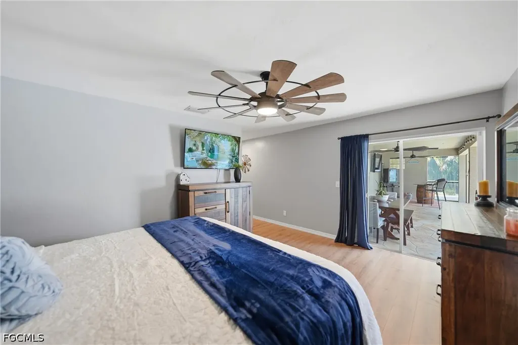 515 Gleason Parkway Cape Coral FL 33914