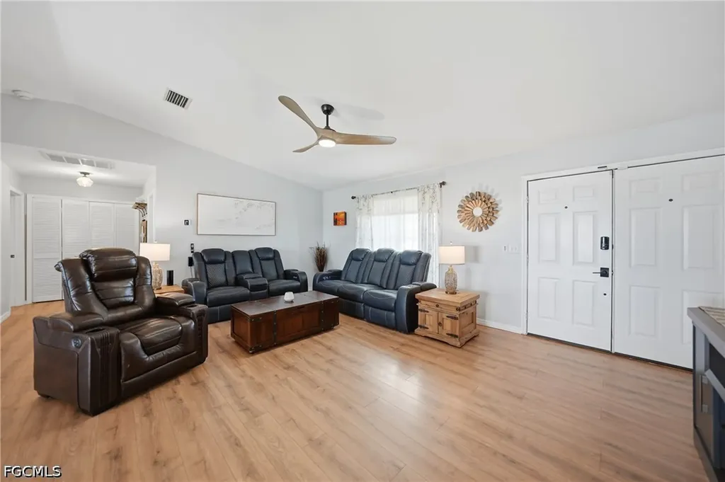 515 Gleason Parkway Cape Coral FL 33914