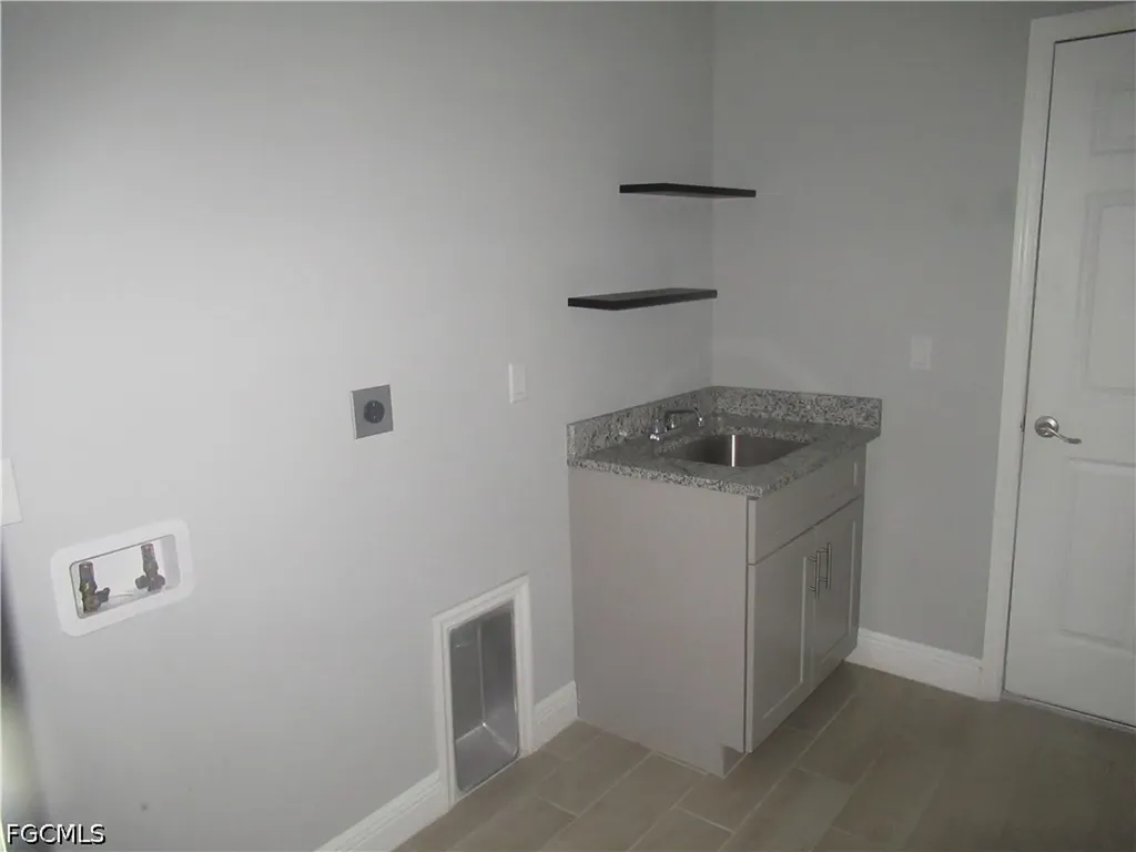 3241 NW 41st Place Cape Coral FL 33993