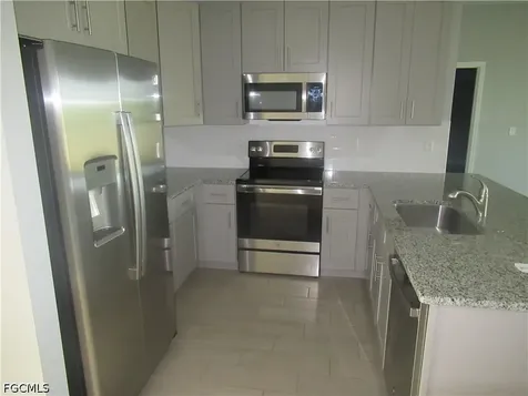 3241 NW 41st Place Cape Coral FL 33993