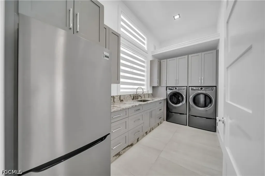 3420 NW 1st Terrace Cape Coral FL 33993