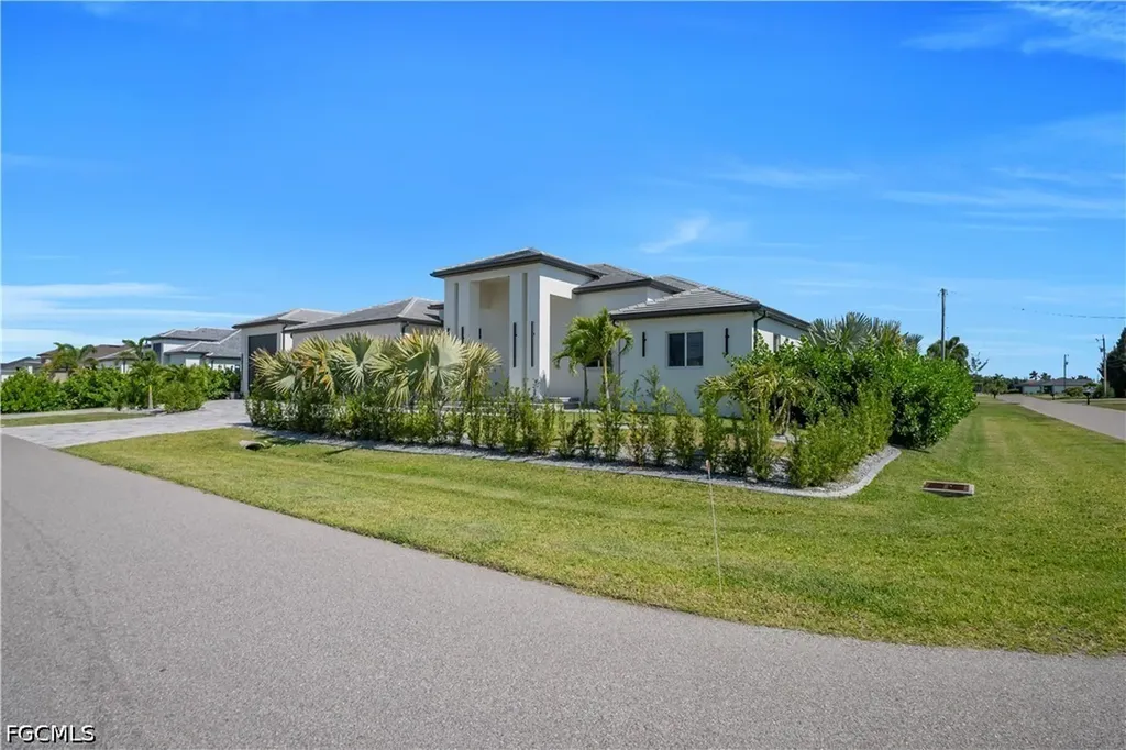 3420 NW 1st Terrace Cape Coral FL 33993