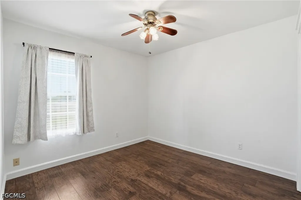 18 NW 26th Terrace Cape Coral FL 33993